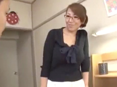 703282 - 巨乳妻たちが性欲解消の為に若い肉棒求めて乱交パコ